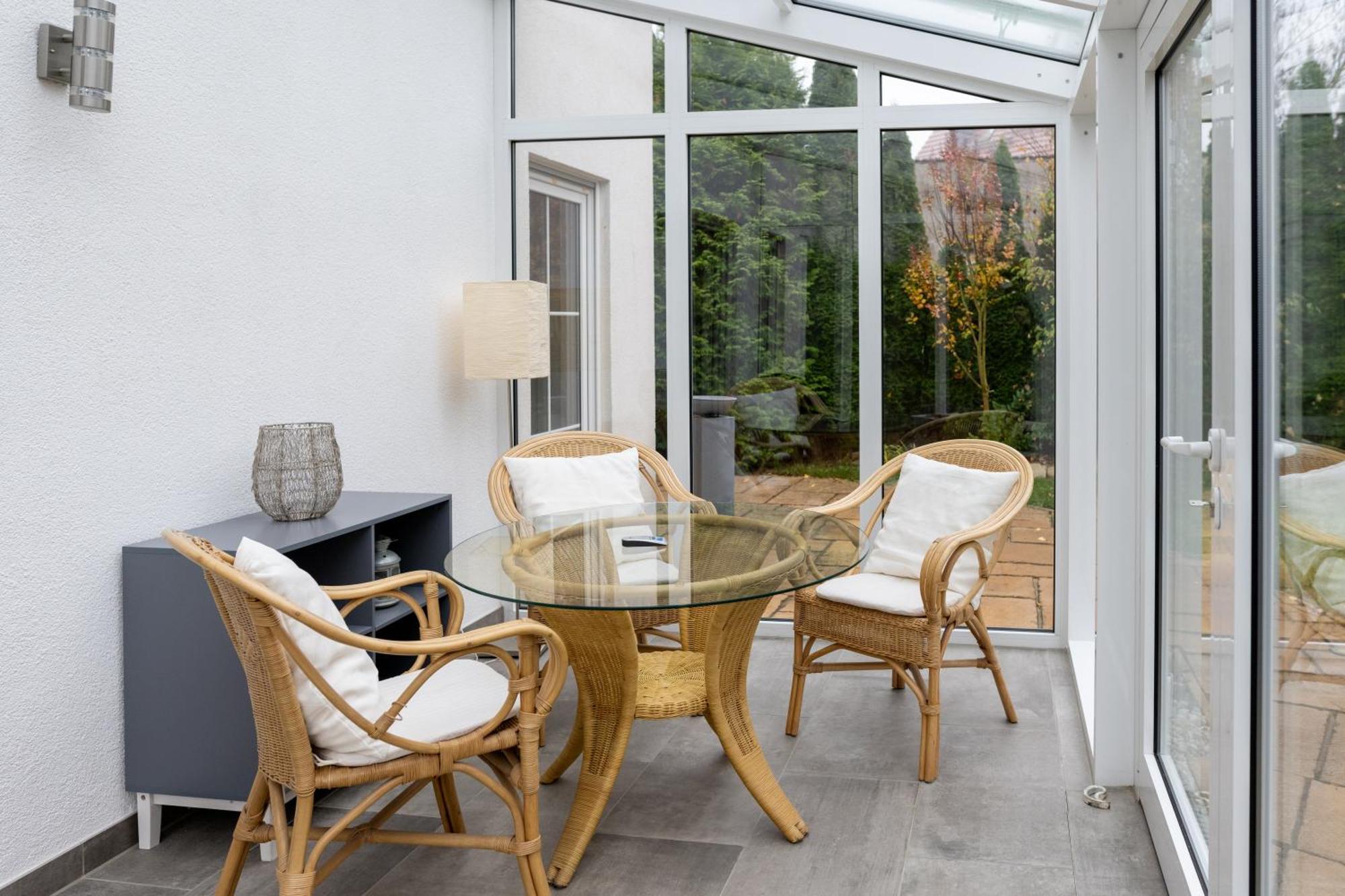 Ganzes Ferienhaus In Leipzig Mit Garage Und Fussbodenheizung エクステリア 写真